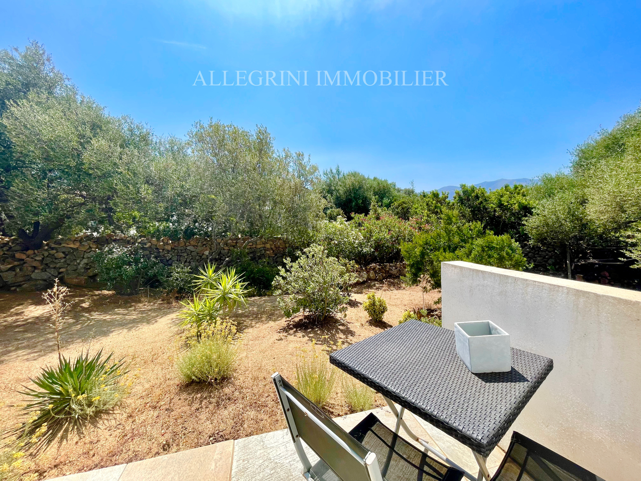 Village Entre Mer Et Maquis En 5 Lettres vente Ile-Rousse - Superbe villa entre mer et maquis - vue mer maquis